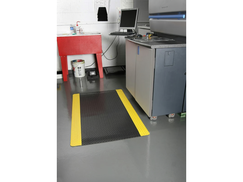 Notrax Cushion Trax® AntiFatigue Workstation Floor Mats 479 Series