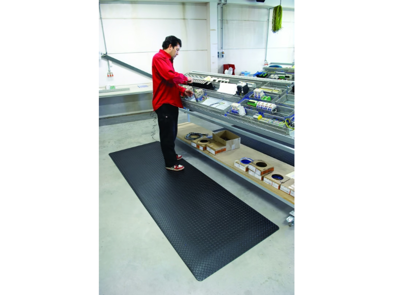 Notrax Diamond Stat™ Grande™ Anti Static Floor Mats