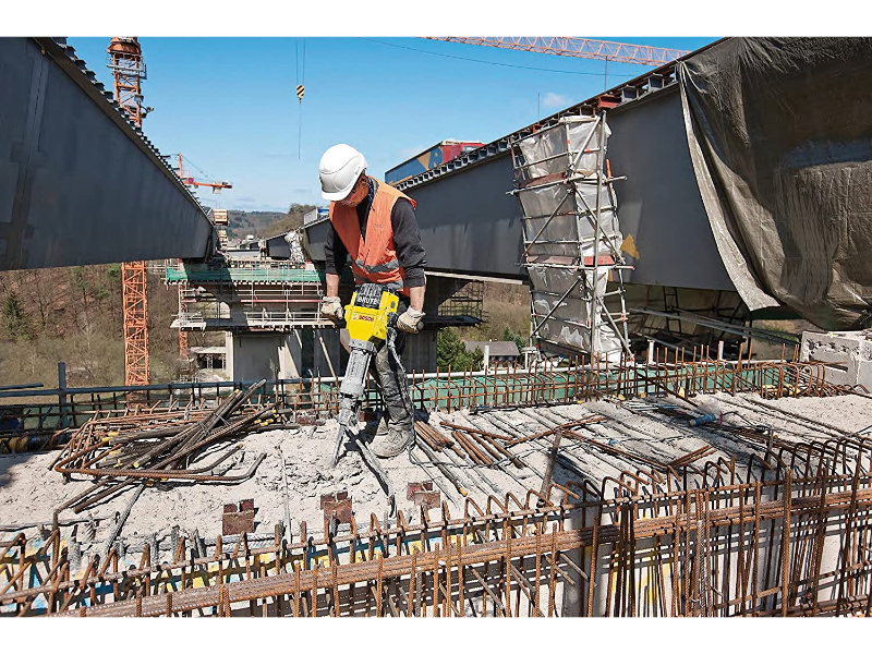 BOSCH® Brute™ Breaker Demolition Hammer BH2760VC