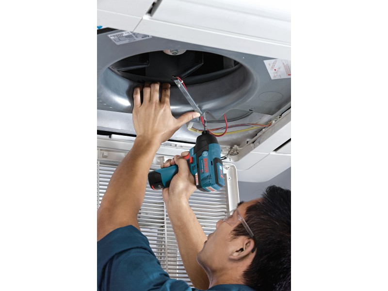 BOSCH® Impact Driver Kit 12 V Max EC Brushless PS4202
