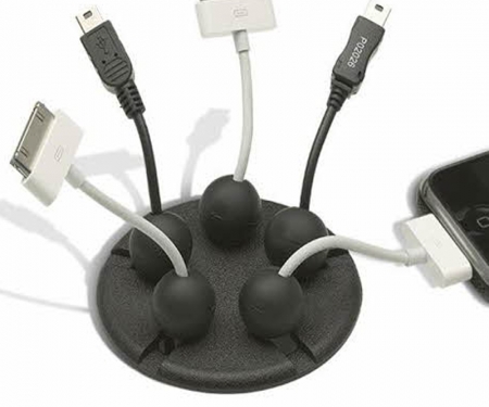 Cable dock grommet in black color Cable dock grommet in black color