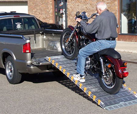 ramp for vehicle in use ramp for vehicle in use