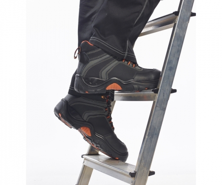 Portwest FC21 Non Metallic Safety Boot with Protective Composite Toecap ASTM 