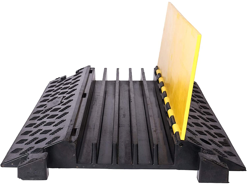 Southwire® Heavy Duty Cable Protector Ramp Cord Cover Protector